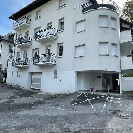 Apartment 65m² Idealement Place Pour 6 Pers.
